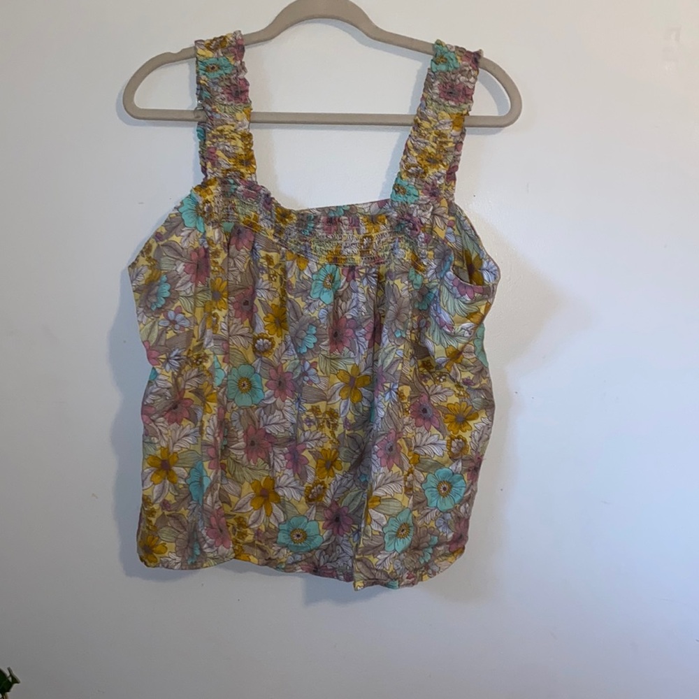 vintage style floral cropped top